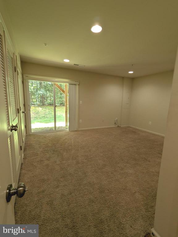 Residential Lease in CLARKSBURG 3