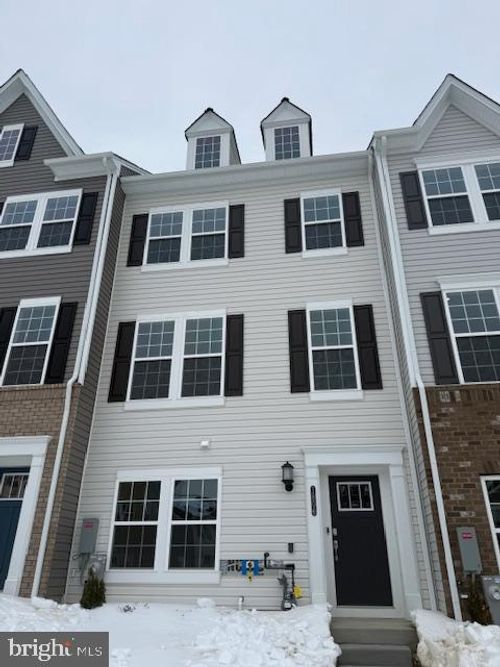 1806 Oxbow Rd, BALTIMORE, MD, 21244 | Card Image