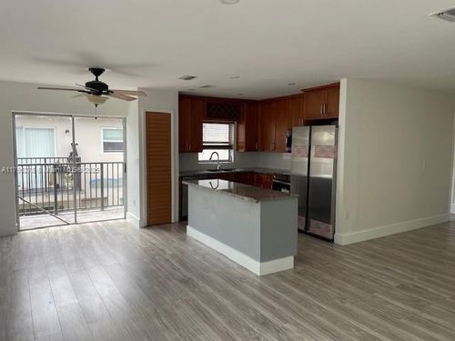 apt-3e-5209 Nw 18th St, Lauderhill, FL, 33313-4873 | Card Image