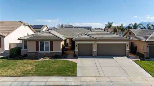 1070 Waterleaf Ct, Beaumont, CA, 92223-2074 | Card Image