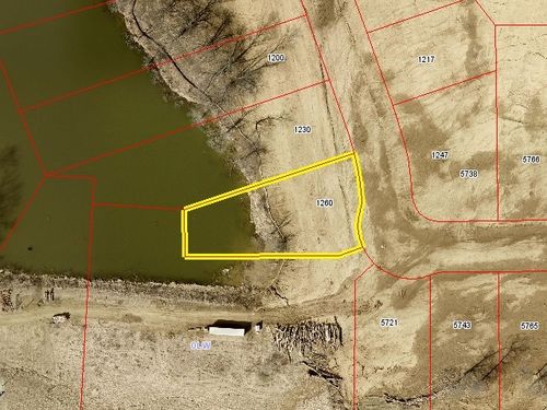 1260 Arbor Woods Dr, Pleasant Hill, IA, 50327-8019 | Card Image