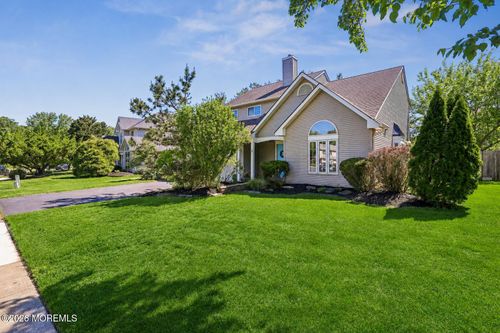 3 Longbrook Ln, Freehold, NJ, 07728-3763 | Card Image