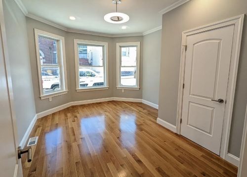 1-196 Falcon St, Boston, MA, 02128-2509 | Card Image