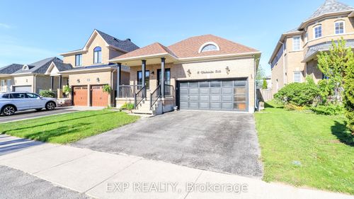 10 Westminster Cir, Barrie, ON, L4M0A3 | Card Image