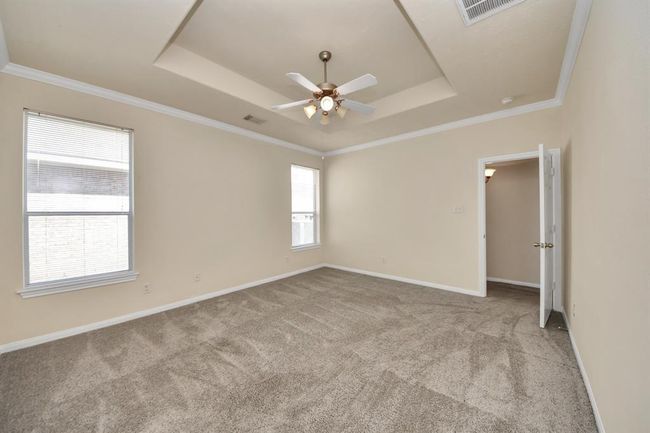 Primary Bedroom | Image 15