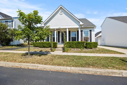 4462 Alameda Dr, Grove City, OH, 43123-8427 | Card Image