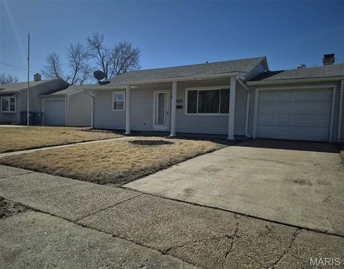 3127 Wayne Ave, Granite City, IL, 62040-5049 | Card Image