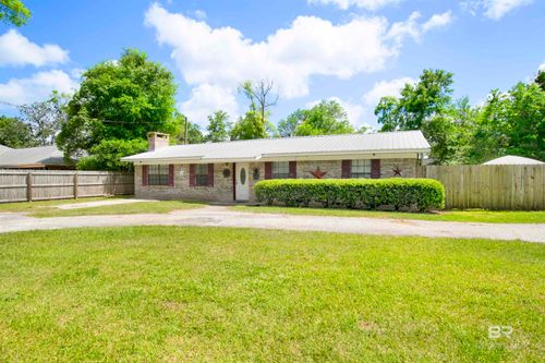 411 W Camphor Ave, Foley, AL, 36535-2124 | Card Image
