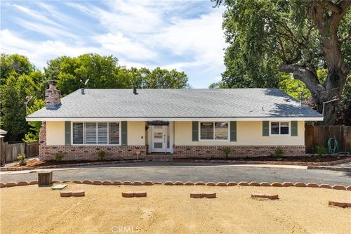 8130 Azucena Ave, Atascadero, CA, 93422-5037 | Card Image