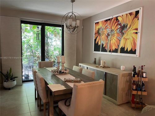 0-6974 Halton Park Ln, Coconut Creek, FL, 33073-2170 | Card Image