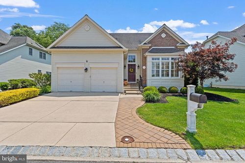 6 Easton Ln, CINNAMINSON, NJ, 08077-4359 | Card Image