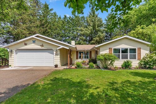 103 W Graham St, Roberts, WI, 54023-9609 | Card Image