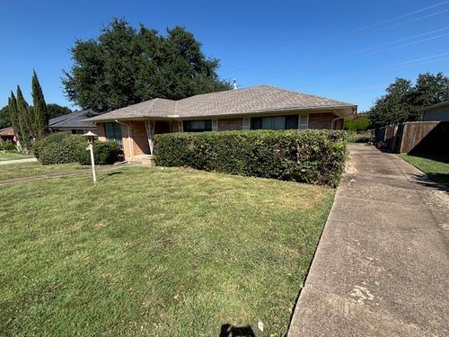 3641 Townsend Dr, Dallas, TX, 75229-3806 | Card Image