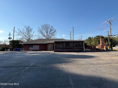 1475 W Market Street, Smithfield, NC, 27577 | Card Image