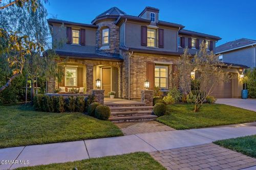 6845 Shadow Wood Dr, Moorpark, CA, 93021-1184 | Card Image
