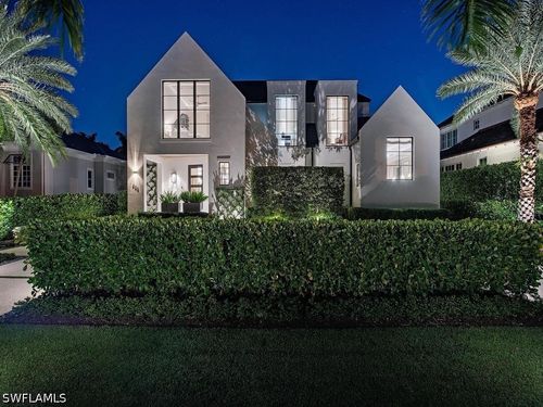 636 13th Ave S, Naples, FL, 34102-8018 | Card Image