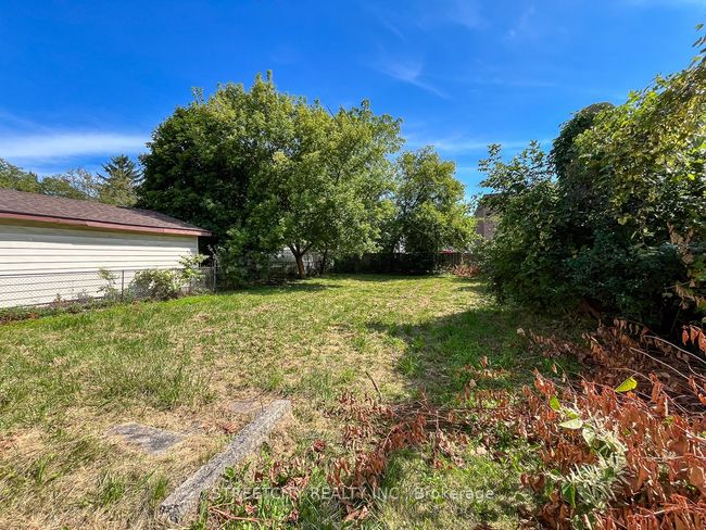 116 Sterling St, House other with 3 bedrooms, 1 bathrooms and 2 parking in London ON | Image 36