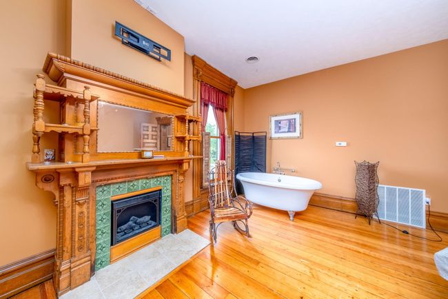 414 Maple St, House other with 2 bedrooms, 7 bathrooms and null parking in Big Rapids MI | Image 45