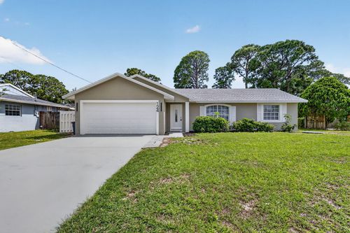 124 Se Eyerly Ave, Port St. Lucie, FL, 34983-2580 | Card Image