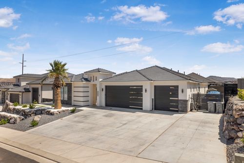 1861 W 300 N, Hurricane, UT, 84737-3049 | Card Image