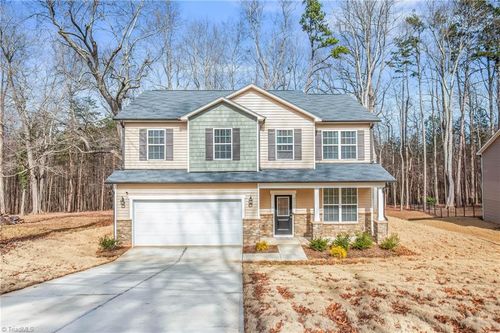 2559 Wallingford Rd, Winston-Salem, NC, 27101-1921 | Card Image