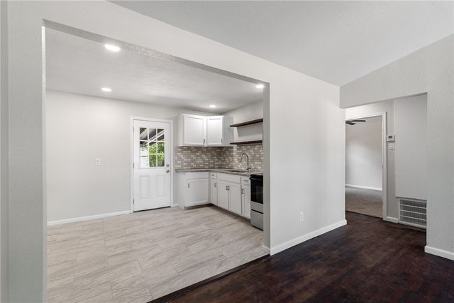1122 Lum Ave, House other with 3 bedrooms, 1 bathrooms and 2 parking in Corpus Christi TX | Image 6