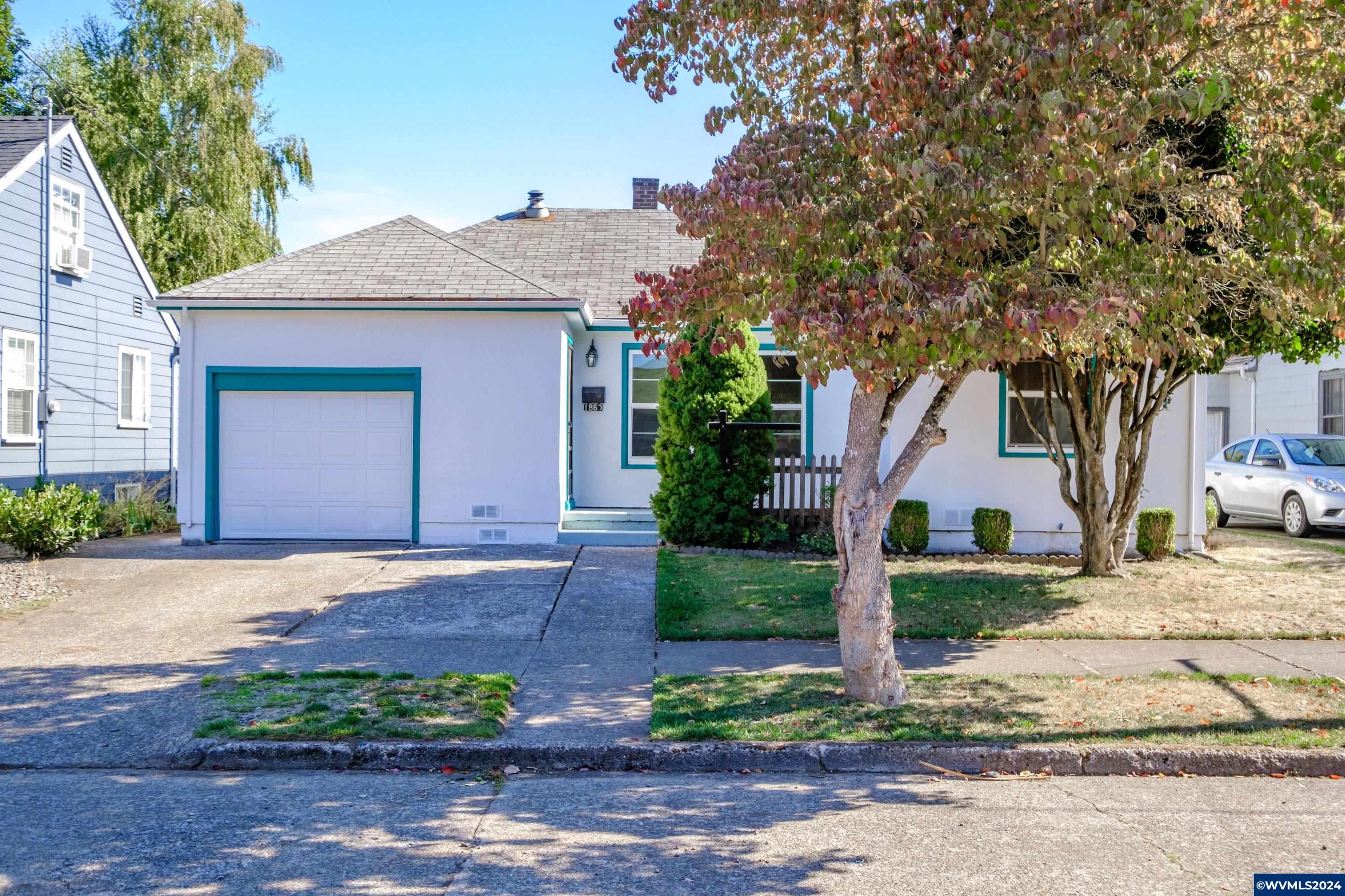 4th St, Salem, OR 97301