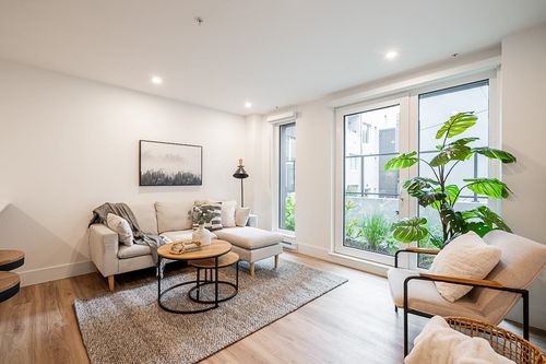 110-2085 1st Ave E, Vancouver, BC, V5N1B6 | Card Image