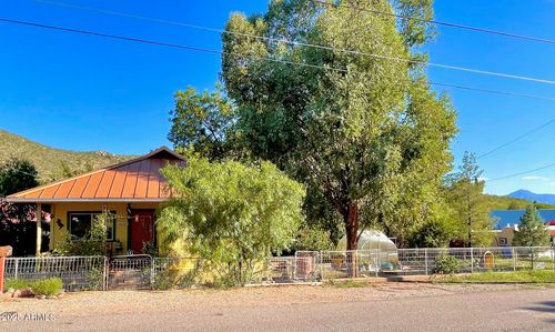 122 Van Dyke St, Bisbee, AZ, 85603-1929 | Card Image