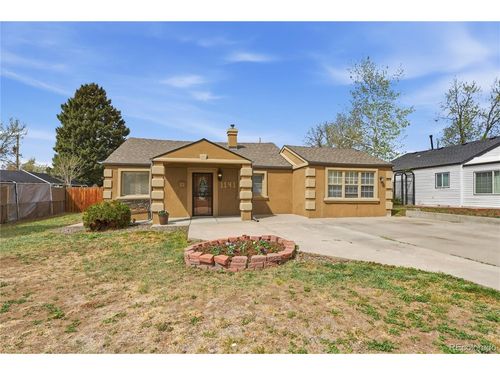 1141 S Raleigh St, Denver, CO, 80219-3747 | Card Image