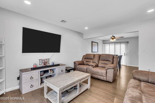 711 Chelsea St, House other with 4 bedrooms, 2 bathrooms and null parking in Forked River NJ | Image 8