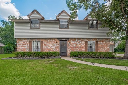 1015 Devonport Ln, Seabrook, TX, 77586-4005 | Card Image