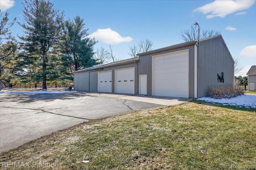 3725 W Howell Rd, Mason, MI, 48854-9588 | Card Image