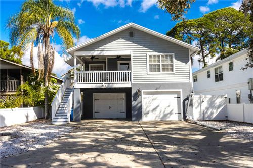 815 Florida Ave, Palm Harbor, FL, 34683-4222 | Card Image