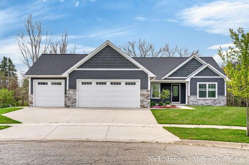 128 Thorn Hill Court, Hastings, MI, 49058 | Card Image
