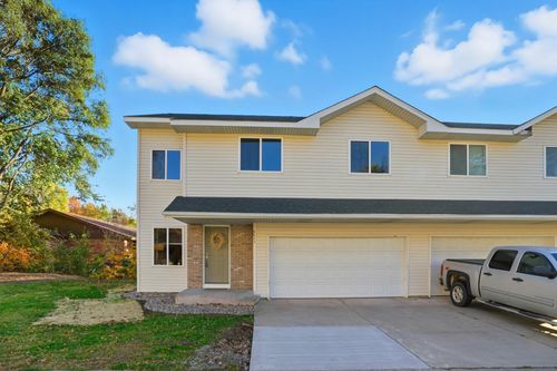 8833 Walnut Pl, Rockford, MN, 55373-9606 | Card Image