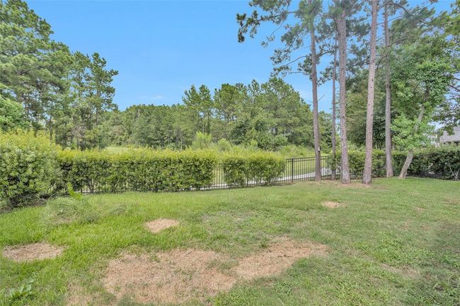 Enjoy ultimate privacy with no neighbors behind you. | Image 34