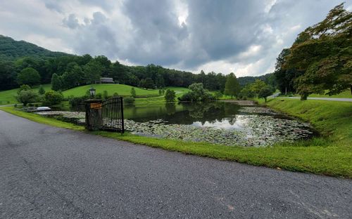 24 & 25 Oak Ln, Hayesville, NC, 28904-6902 | Card Image