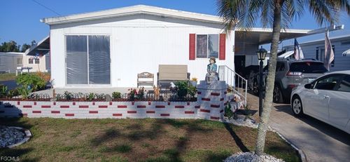 733 Leisure Ln, NORTH FORT MYERS, FL, 33917-2379 | Card Image