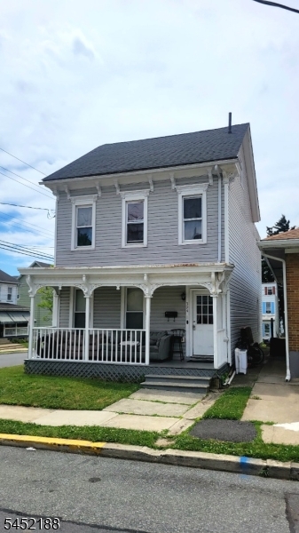 Residential Income in Phillipsburg Town