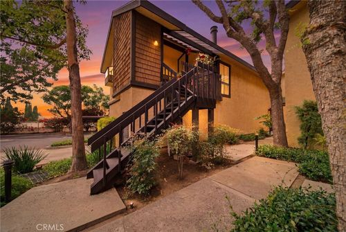 80-12750 Centralia St, Lakewood, CA, 90715-2421 | Card Image