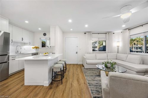 209-766 Central Ave, NAPLES, FL, 34102-6048 | Card Image