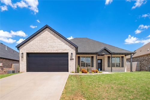 700 Bonnie Cir, Bella Vista, AR, 72714 | Card Image