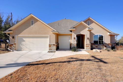 116 S Jerry Gray, Blanco, TX, 78606-5981 | Card Image