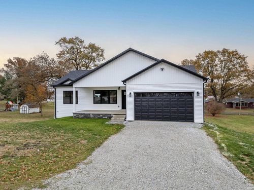 449 W Washington St, Winamac, IN, 46996-1420 | Card Image