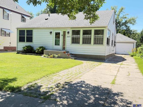 3611 Everett Street, Lincoln, NE, 68506 | Card Image