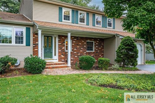 23 Oakey Dr, Kendall Park, NJ, 08824-1625 | Card Image