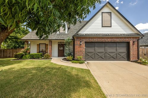 11515 Mulberry Ct, Jenks, OK, 74037-3462 | Card Image