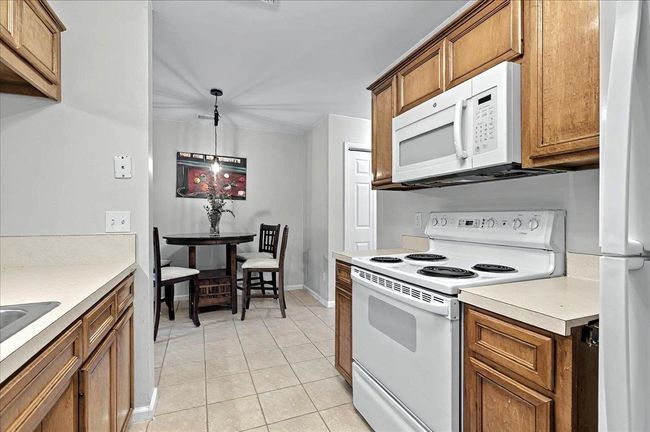 APT-12 - 2525 Hartsfield Rd, Condo with 3 bedrooms, 3 bathrooms and null parking in Tallahassee FL | Image 13