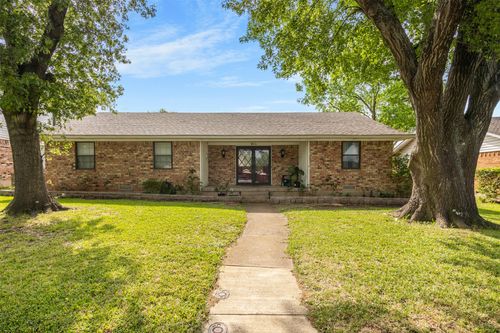 214 S Alexander Ave, Duncanville, TX, 75116-4006 | Card Image